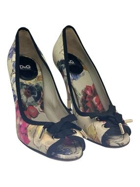 D&G Women’s Multicolor Floral Printed Fabric Bow Peep Toe Pumps, EU: 36 US: 6
